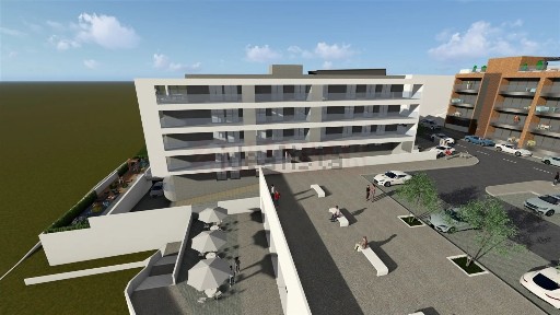 Apartamento T3 à venda na Rua Lourenço Chaves de Almeida