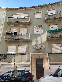 Apartamento T1 à venda na Rua do Funchal