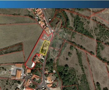 Moradia independente à venda na Terrugem