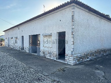 Moradia independente à venda em Coruche