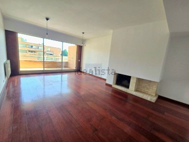 Apartamento T3 à venda na Rua Nossa Senhora de Guadalupe, 113
