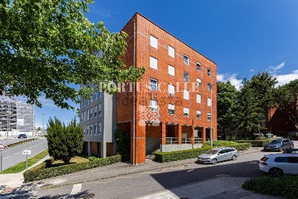 Apartamento T2 à venda na Rua Maria Amélia Rey Colaço s/n
