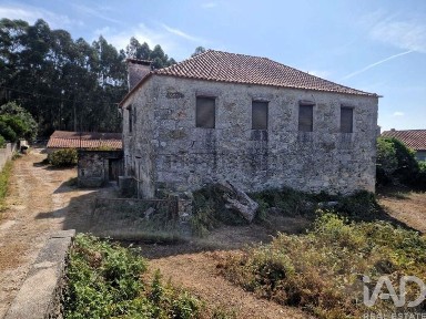 Quinta à venda em Perre