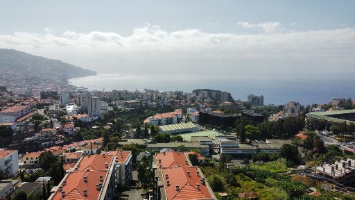 Apartamento T2 à venda na Ajuda - Amparo - Piornais