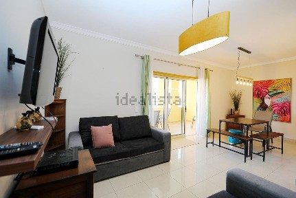 Arrendamento de apartamento T3 na Rua Convento de São Francisco