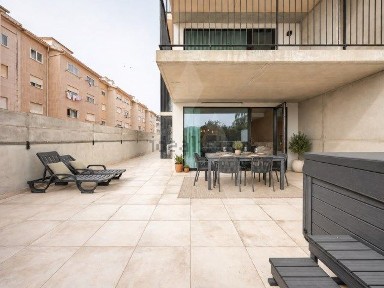 Apartamento T3 à venda na Rua Engenheiro Paulo Benjamim Cabral