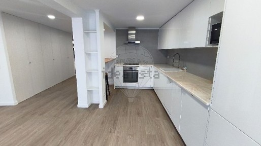 Apartamento T2 à venda em Cidade de Santarém