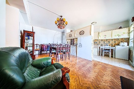 Apartamento T2 à venda na Rua Cidade Vila Cabral