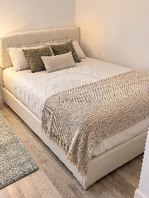 Apartamento T2 à venda na Praceta Pinheiros