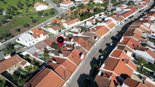 Moradia em banda à venda na Rua de Évora s/n