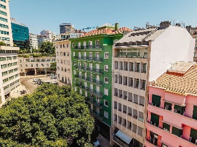 Arrendamento de espaço comercial no Largo de Andaluz
