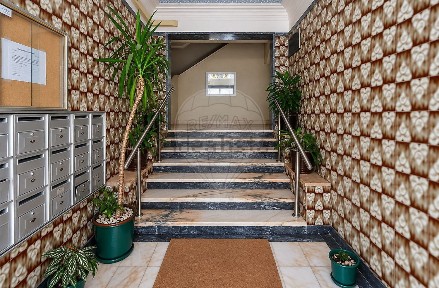 Apartamento T2 à venda na Agualva