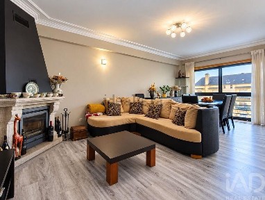 Apartamento T2 à venda na Meadela