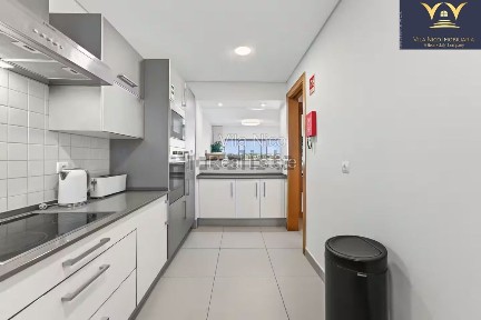 Arrendamento de apartamento T4 na Rua Maria Helena Vieira da Silva s/n