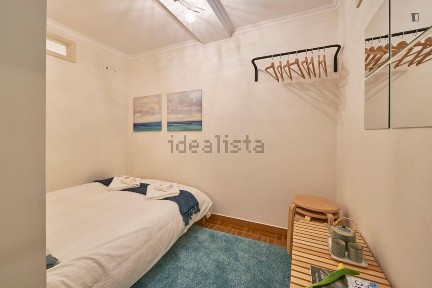 Arrendamento de apartamento T2 na Calçada de Sant'Ana