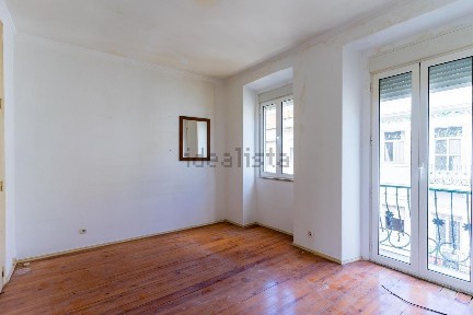 Duplex à venda na Rua Poeta Mílton