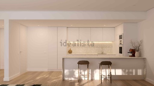 Apartamento T4 à venda no Cais do Cavaco, 172