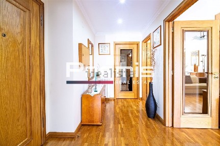 Apartamento T2 à venda na Rua Professor Amadeu Santos s/n