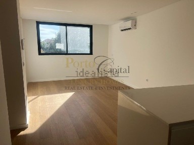 Apartamento T1 à venda na Santo Ovídio - Cedro - Monte da Virgem