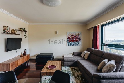 Apartamento T1 à venda na Alameda Jardins da Arrábida, 1229