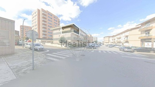 Apartamento T3 à venda na Rua Fontes Pereira de Melo