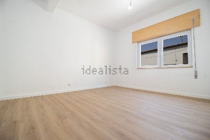 Apartamento T2 à venda na Rua 31 de Julho