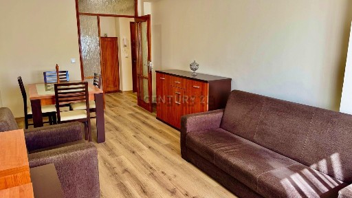 Apartamento T2 à venda na Rua de Antero de Quental, 230