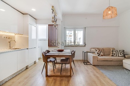 Apartamento T2 à venda na Praceta da Liberdade