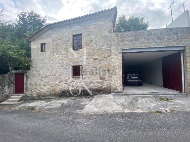Casa ou moradia à venda na Rua da Calçada, 120