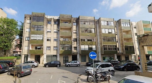 Apartamento T2 à venda na Praça dos Arsenalistas, 42