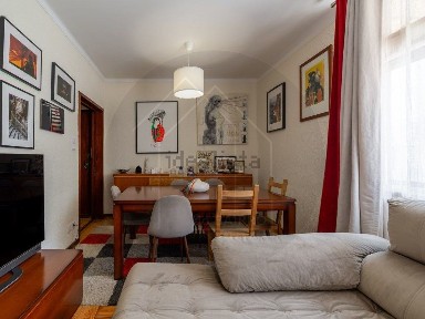 Apartamento T2 à venda na Rua da Firmeza, 88