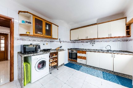 Apartamento venda t2 box fechada| Amadora