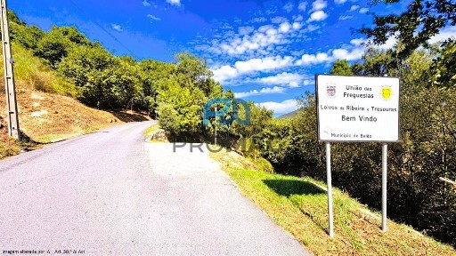 Moradia independente à venda em Loivos da Ribeira e Tresouras