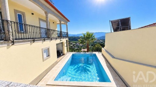 Casa ou moradia à venda em Vila Cova da Lixa e Borba de Godim