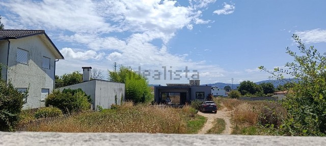 Moradia independente à venda em Valença - Cristelo Covo - Arão