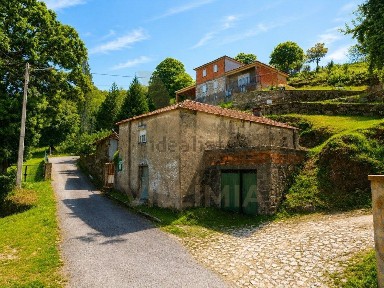 Herdade à venda na Estrada De Vilares