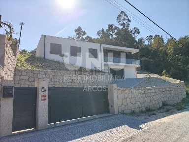 Moradia independente à venda em Souto