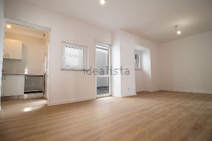 Apartamento T1 à venda na Rua 31 de Julho