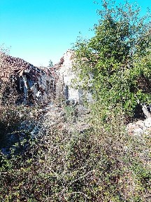 Moradia independente à venda na Madalena e Beselga