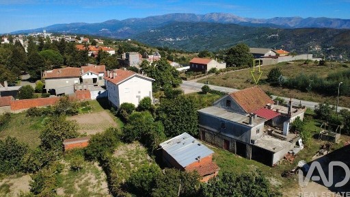 Moradia independente à venda em Nogueira do Cravo