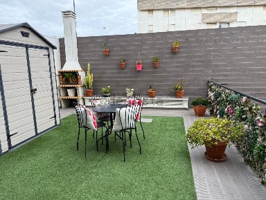 Apartamento T3 à venda na Rua Jorge Colaço, 34