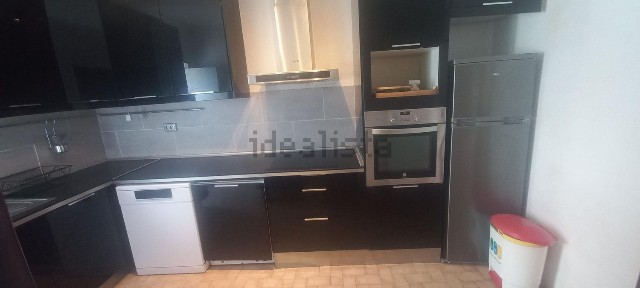 Apartamento T2 à venda na Avenida Ivens