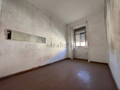 Apartamento T2 à venda na Rua Sol a Chelas
