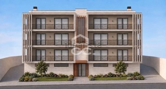 Apartamento T3 à venda em Santo Onofre e Serra do Bouro