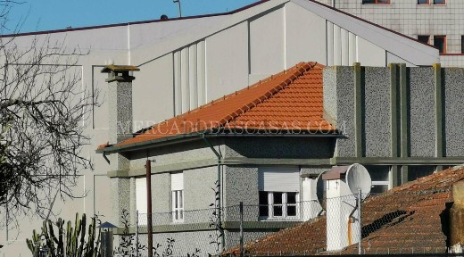 Casa ou moradia à venda na Rua Visconde de São João da Madeira