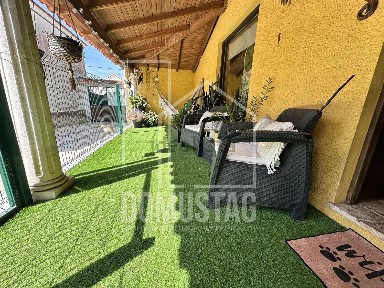 Moradia independente à venda em Bustos - Troviscal - Mamarrosa