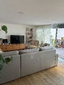 Apartamento T4 à venda na Rua Gil Anes da Costa