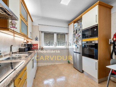Apartamento T3 à venda na Santo André