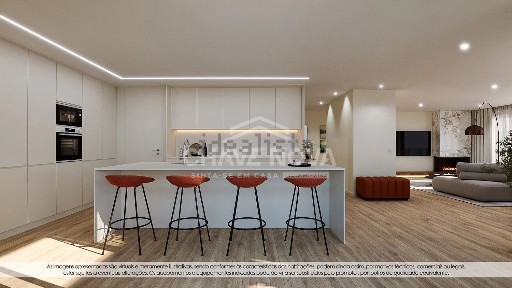 Apartamento T2 à venda na Rua de Bustes, 1097