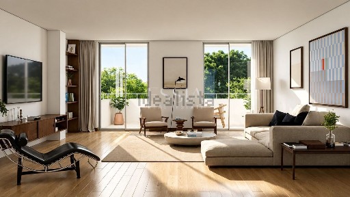 Apartamento T4 à venda na Rua Colégio do Sardão